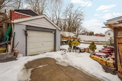 550 Halcomb Ave, Clairton, PA 15025 - Photo 8