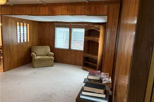 204 Kingston Ln, White Township, PA 15701 - Photo 4