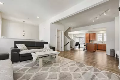 30 Hawthorne Dr, Chartiers, PA 15301 - Photo 4