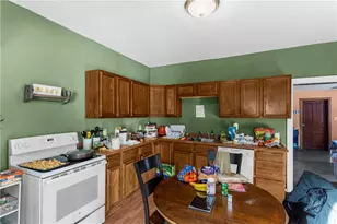 374 Harrison St, Sharon, PA 16146 - Photo 10