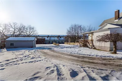 374 Harrison St, Sharon, PA 16146 - Photo 26