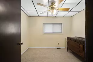 17 Hickory St, Burgettstown Boro, PA 15021 - Photo 14