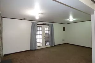 794 Wheatland, Bridgeville, PA 15017 - Photo 28