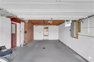 101 N 6th St, Youngwood, PA 15697 - Photo 22