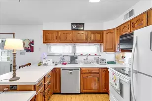 101 N 6th St, Youngwood, PA 15697 - Photo 8