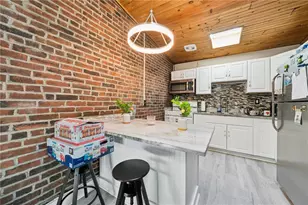 1734 E Carson St, Pittsburgh, PA 15203 - Photo 14