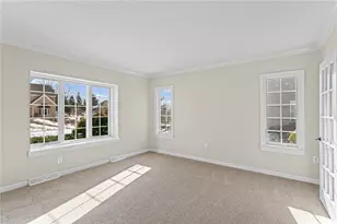 112 Field Club Dr W, Robinson Twp, PA 15136 - Photo 16