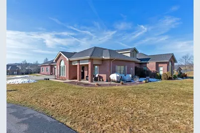 6237 Overlook Lane, Rostraver, PA 15012 - Photo 2