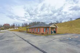 6237 Overlook Ln, Rostraver, PA 15012 - Photo 28