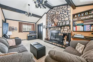 1416 Skyline Dr, Hermitage, PA 16148 - Photo 14