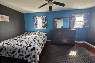 302 Wylie Ave, Houston, PA 15342 - Photo 16