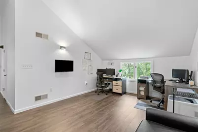 360 Hickory Grade Rd, Bridgeville, PA 15017 - Photo 16