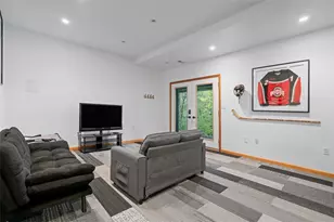 360 Hickory Grade Rd, Bridgeville, PA 15017 - Photo 22