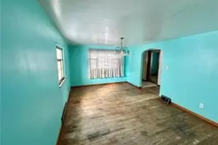 122 E Harvey St, Masontown, PA 15461 - Photo 6