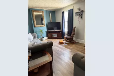 517-523 Haig St, Ellwood City, PA 16117 - Photo 2