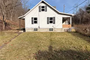 3425 Rainbow Run Rd, Forward Township, PA 15063 - Photo 4