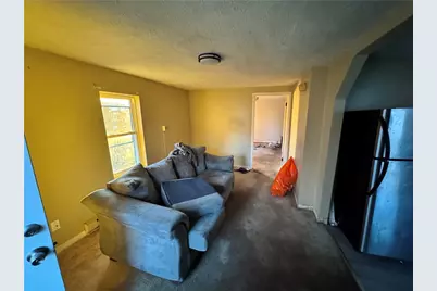 609 S Ray St, New Castle, PA 16101 - Photo 2