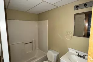 609 S Ray St, New Castle, PA 16101 - Photo 4