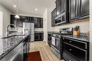 1017 Blackhawk Dr, Valencia, PA 16059 - Photo 8