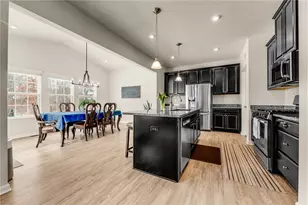 1017 Blackhawk Dr, Valencia, PA 16059 - Photo 6