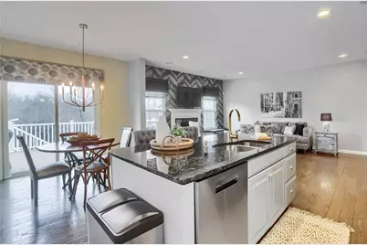 217 Noble Woods Dr, Coraopolis, PA 15108 - Photo 8