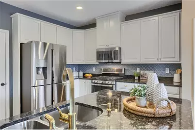 217 Noble Woods Dr, Coraopolis, PA 15108 - Photo 10