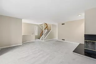 2643 Hunters Point Dr, Wexford, PA 15090 - Photo 4