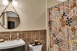 4019 Bentwood Dr, Canonsburg, PA 15317 - Photo 28