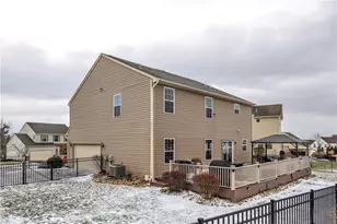 4019 Bentwood Dr, Canonsburg, PA 15317 - Photo 32