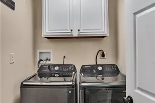 4019 Bentwood Dr, Canonsburg, PA 15317 - Photo 22