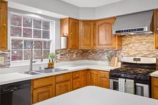 51 Colony Oaks Dr, Pittsburgh, PA 15209 - Photo 10