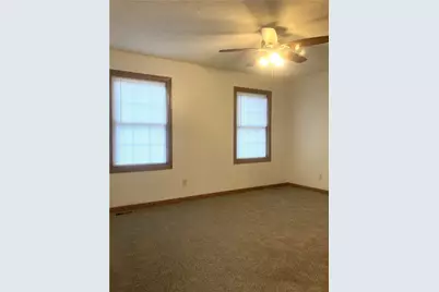 32 Intermediate Unit Drive, California, PA 15423 - Photo 24