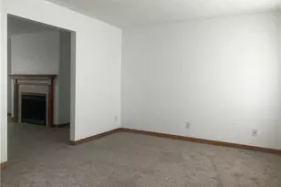 32 Intermediate Unit Dr, California, PA 15423 - Photo 6