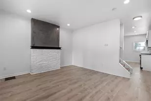 97 Wyoming St, Pittsburgh, PA 15211 - Photo 10