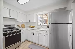 2025 Ohio Ave, West Mifflin, PA 15122 - Photo 12