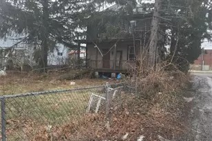 19 John St, Uniontown, PA 15401 - Photo 4