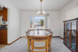 2120 Pococen Dr, Coraopolis, PA 15108 - Photo 6