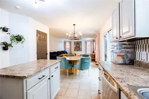 327 Fieldbrook Dr, Washington, PA 15301 - Photo 6