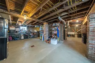 999 Forsythe Rd, Carnegie, PA 15106 - Photo 36