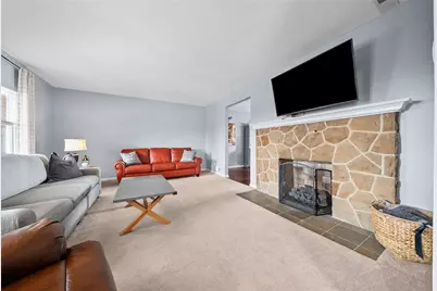 999 Forsythe Rd, Carnegie, PA 15106 - Photo 10