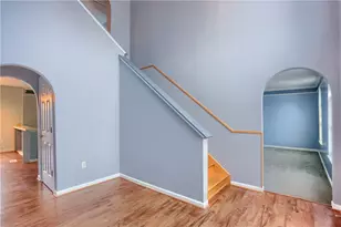 1446 Iroquois Dr, Robinson Twp, PA 15205 - Photo 4