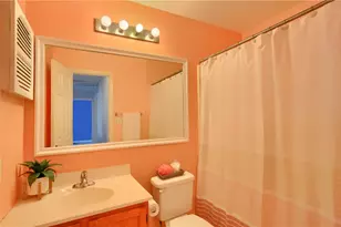 1446 Iroquois Dr, Robinson Twp, PA 15205 - Photo 38