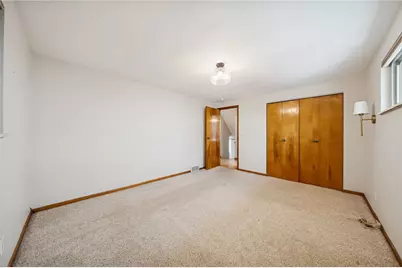 400 Vale Dr, Pittsburgh, PA 15239 - Photo 16