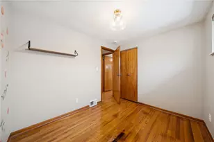 400 Vale Dr, Pittsburgh, PA 15239 - Photo 12