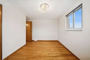 400 Vale Dr, Pittsburgh, PA 15239 - Photo 14