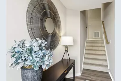 766 Olivia St, Collier Township, PA 15205 - Photo 2