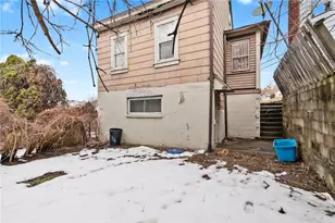 2110 Spring St, Pittsburgh, PA 15210 - Photo 4