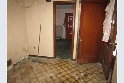 2024 Pioneer Ave, Pittsburgh, PA 15226 - Photo 12