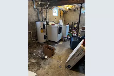 343 Vanderbilt Rd, Connellsville, PA 15425 - Photo 14