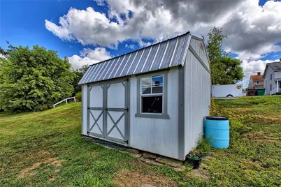 8005 Hayward St, Hempfield Township, PA 15691 - Photo 20